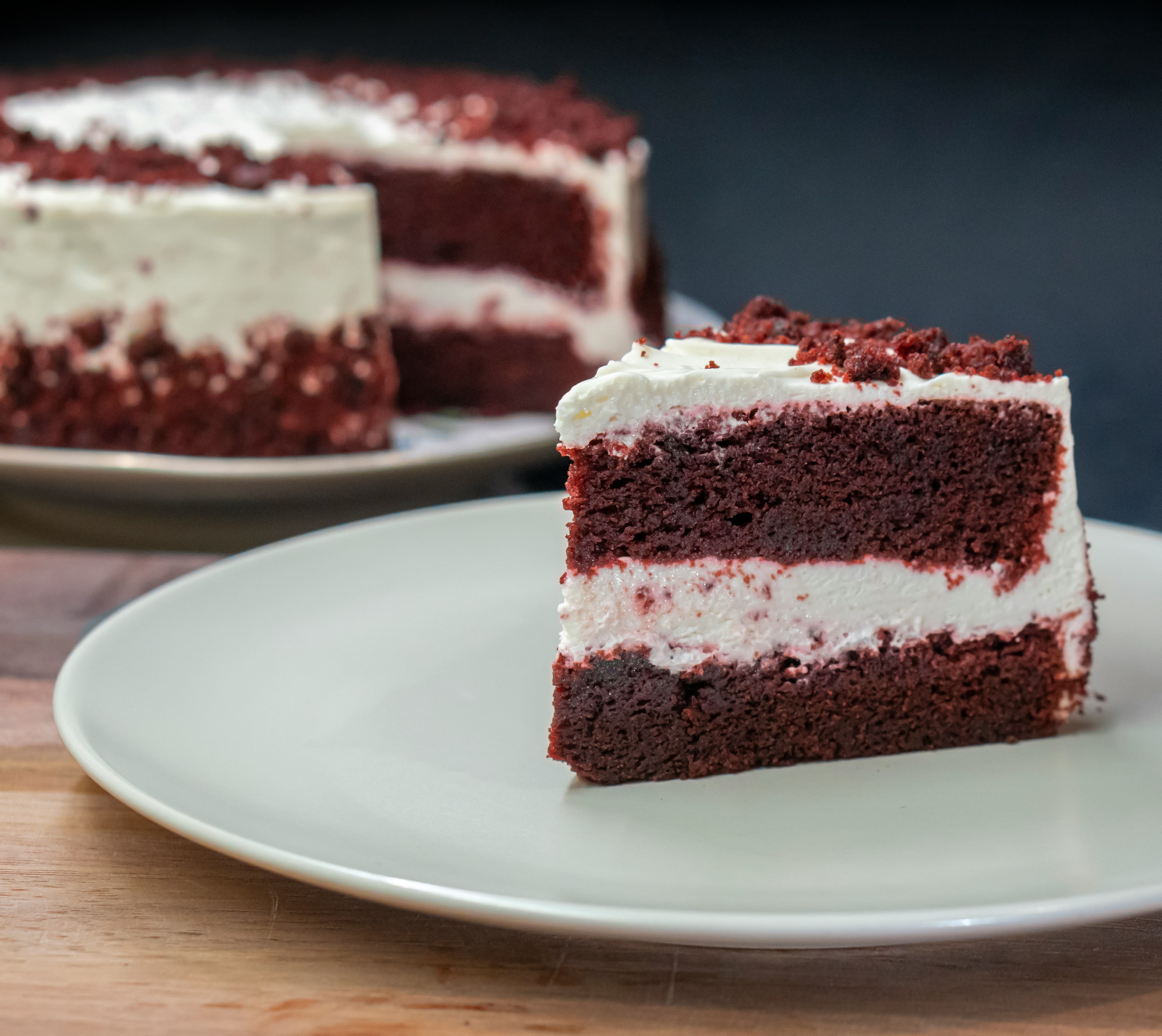 redvelvet cake with cream cheese frosting